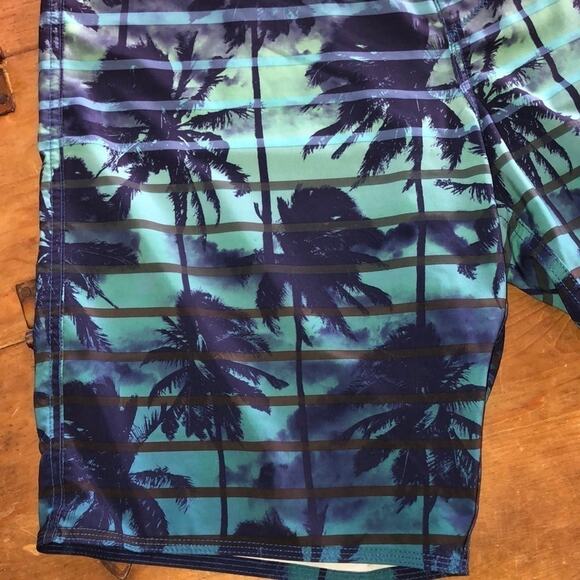 Mens Salt Life Vapor Stretch Palm Tree Size 34 - Picture 3 of 9